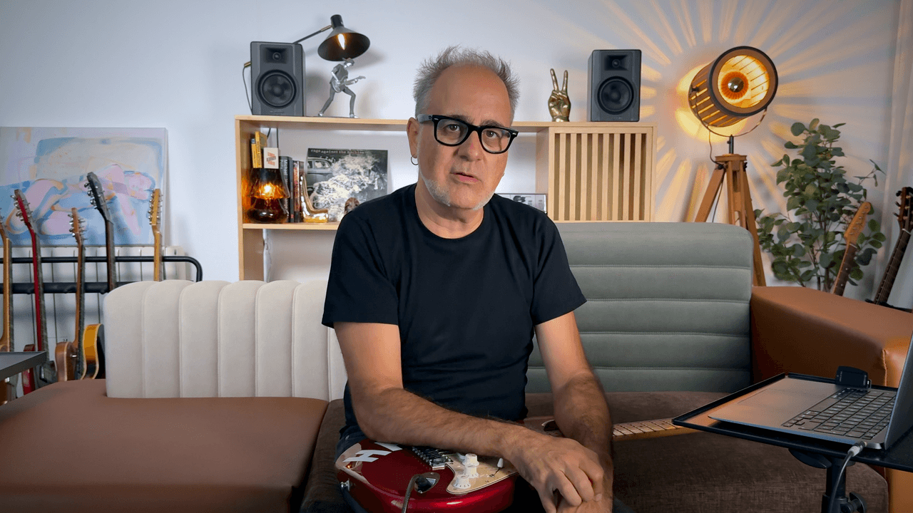 Septiembre 2025: Acompañante