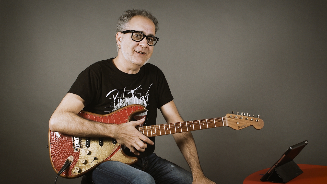 Pulsación de notas en el mástil