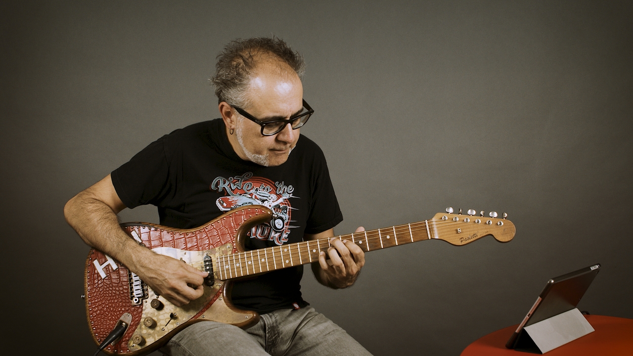 Escala menor armónica: posición 4 del CAGED