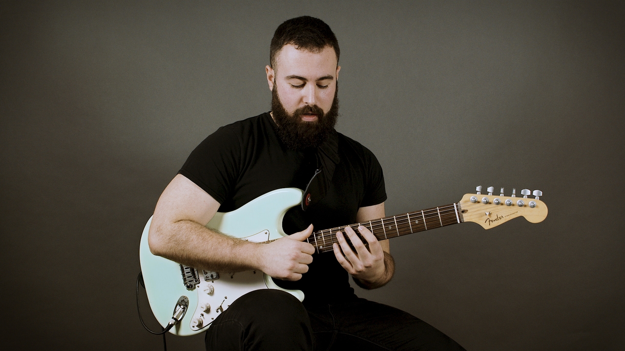 #2 Groove con percusión y armónicos en Em