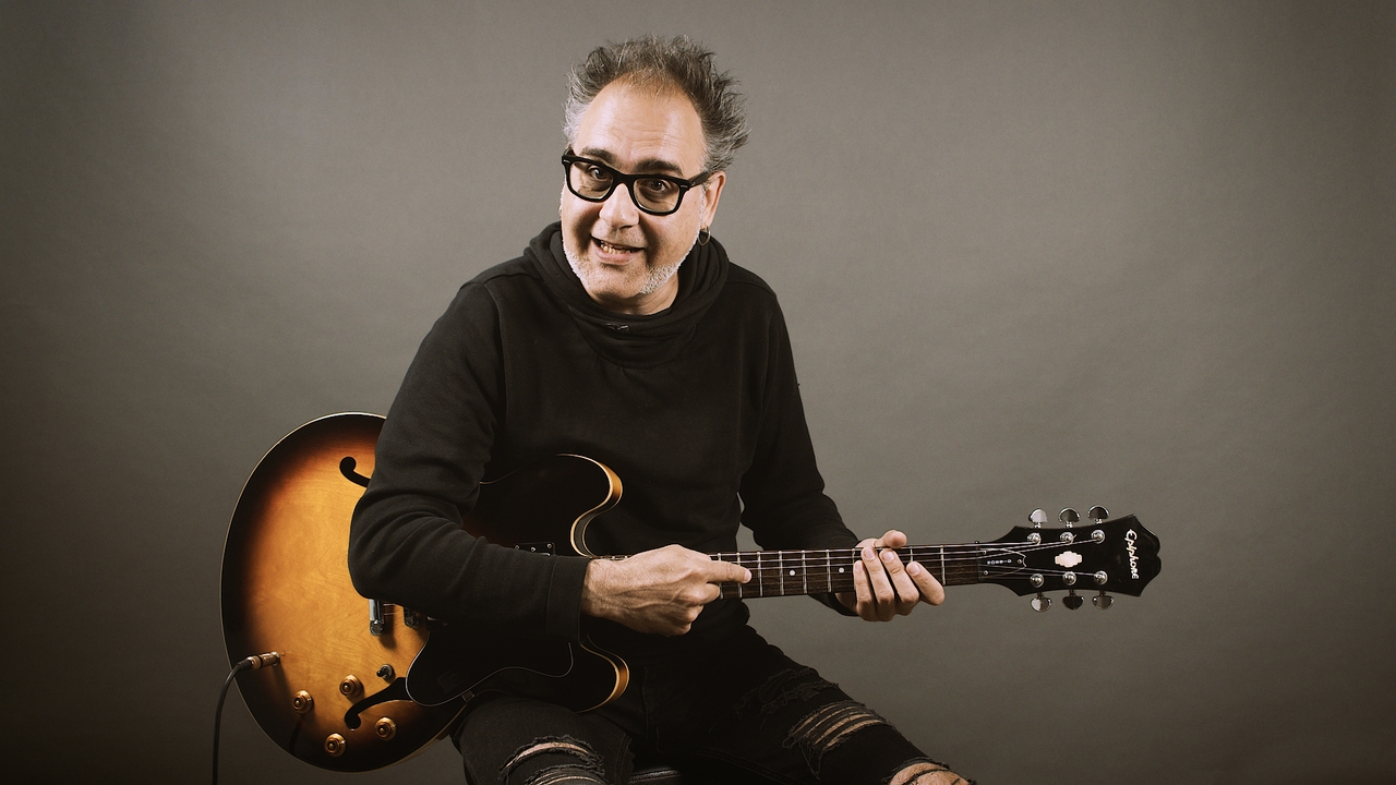 Cómo numerar dedos, cuerdas y trastes