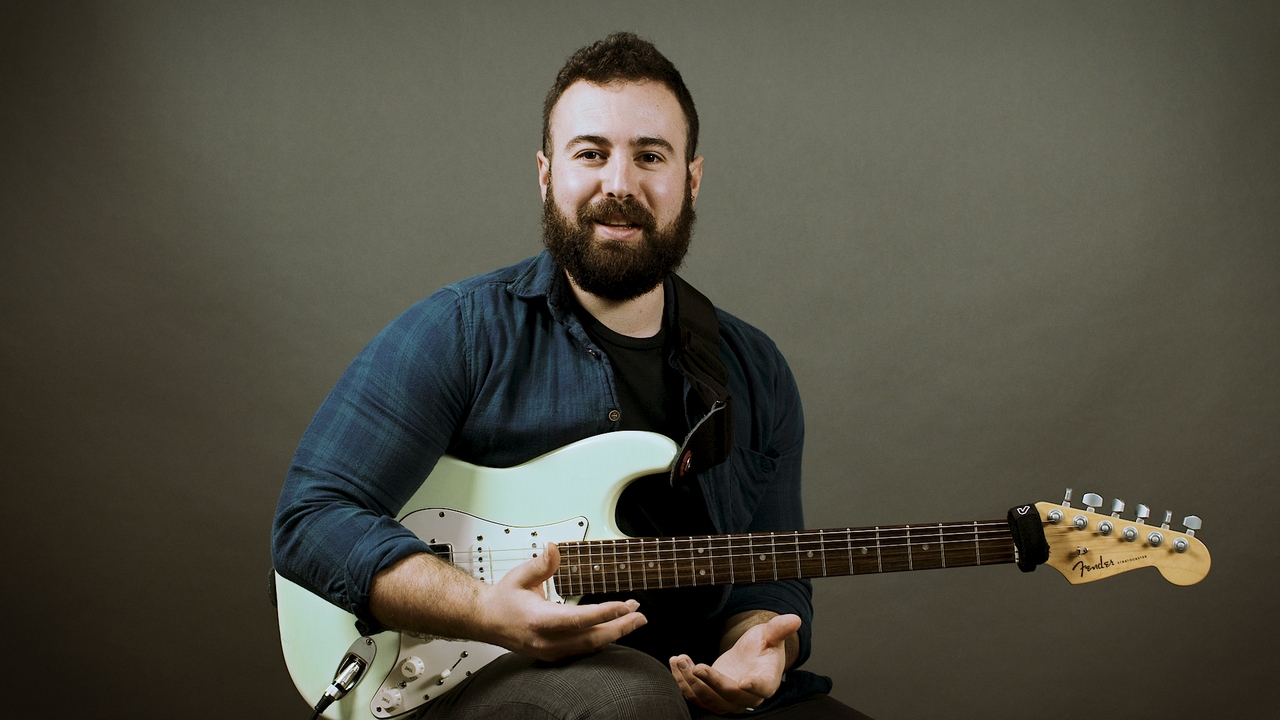 #16 Línea melódica con octavas en Em