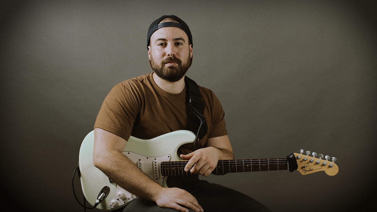 #20 Latin Fingerstyle en Em