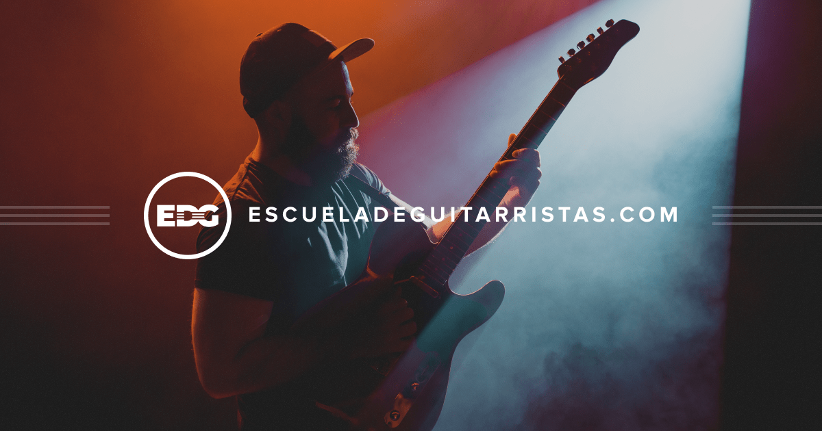 como tocar el acorde em7 en la guitarra